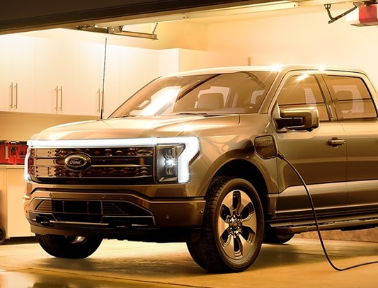 Frun Facts About the 2022 Ford F-150 Lightning's Frunk